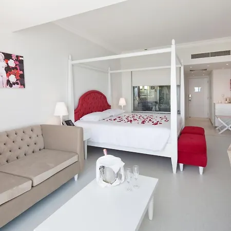 度假村 帕福斯奥运礁湖度假村 Paphos