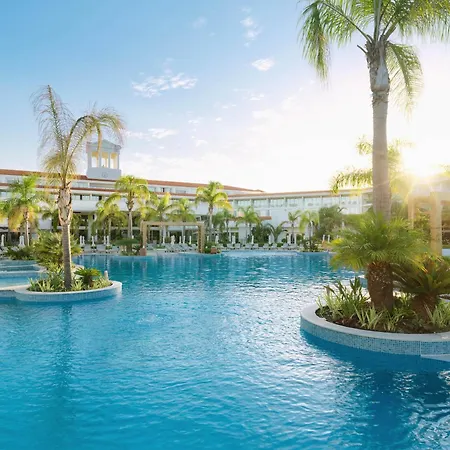 帕福斯奥运礁湖度假村 Paphos