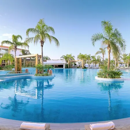 Olympic Lagoon Ośrodek wypoczynkowy 5*